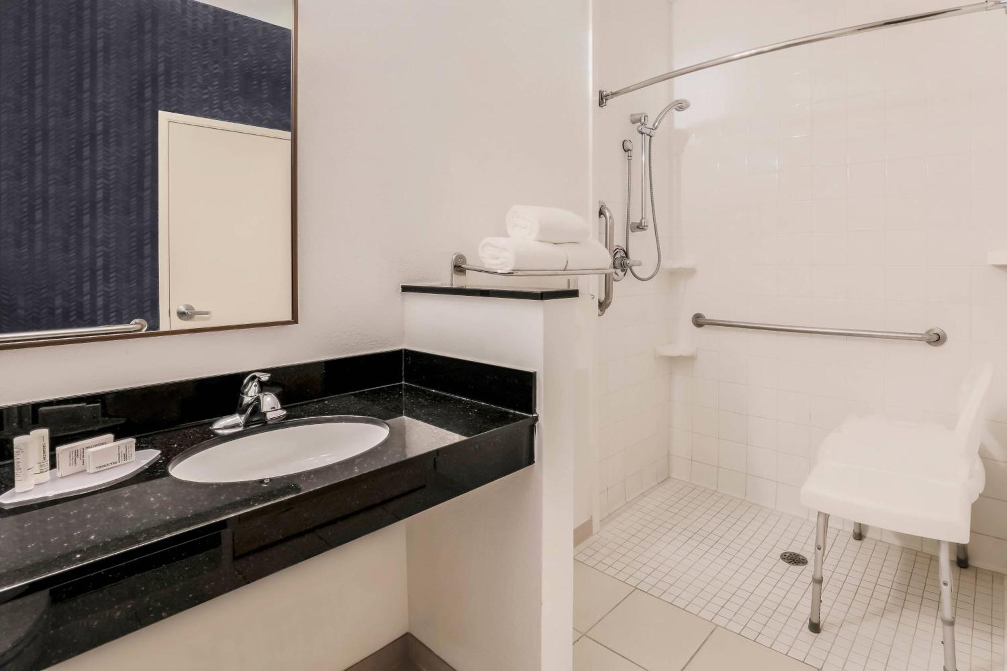 Fairfield & Westchase Hotel