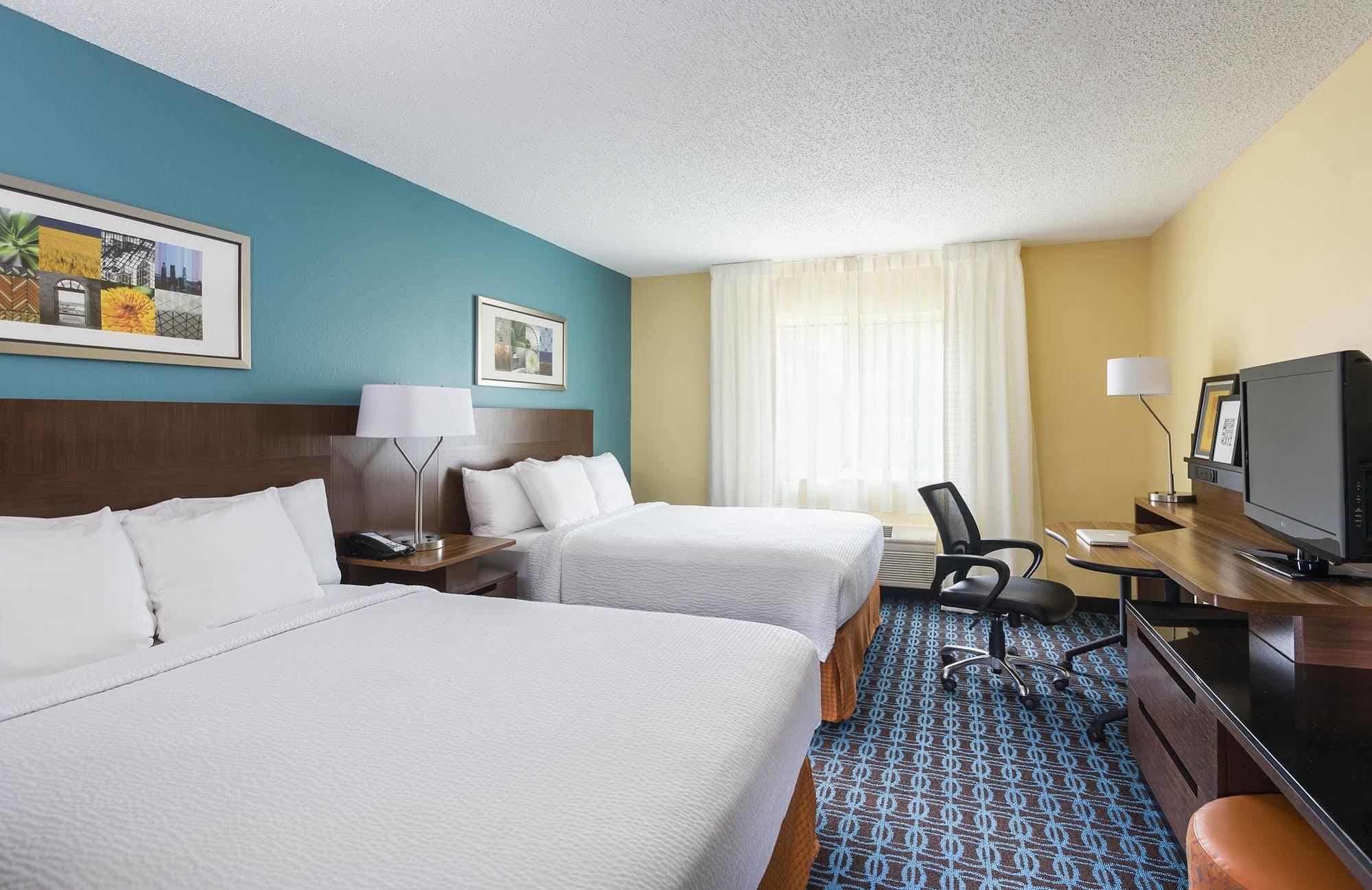 Fairfield & Westchase 3*